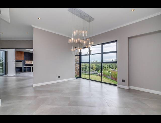 5 BEDROOM HOUSE FOR SALE IN STEYN CITY